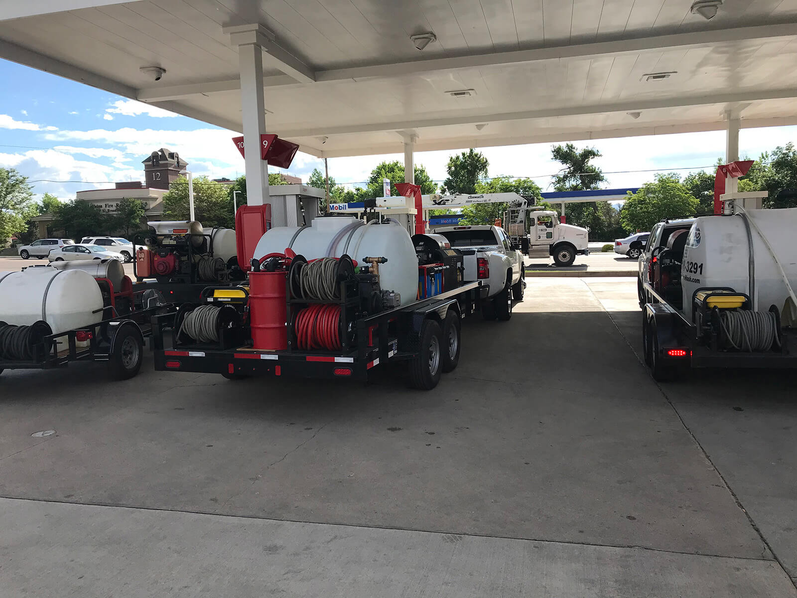 Commercial Pressure Washing Equipment